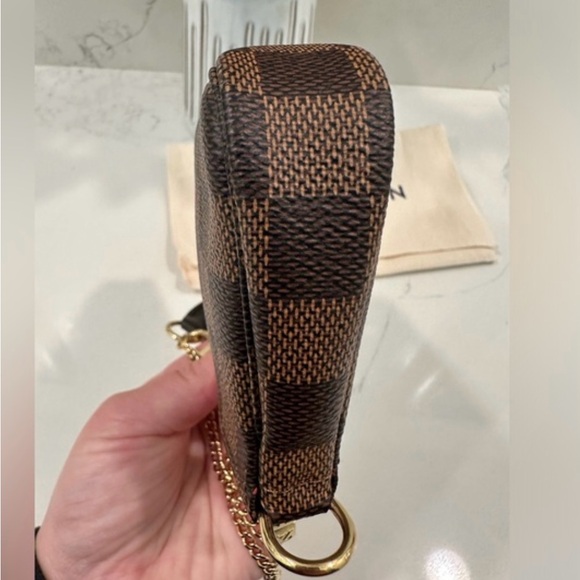 Authentic Louis Vuitton Mini Pochette - Damier Ebene - Picture 5 of 5